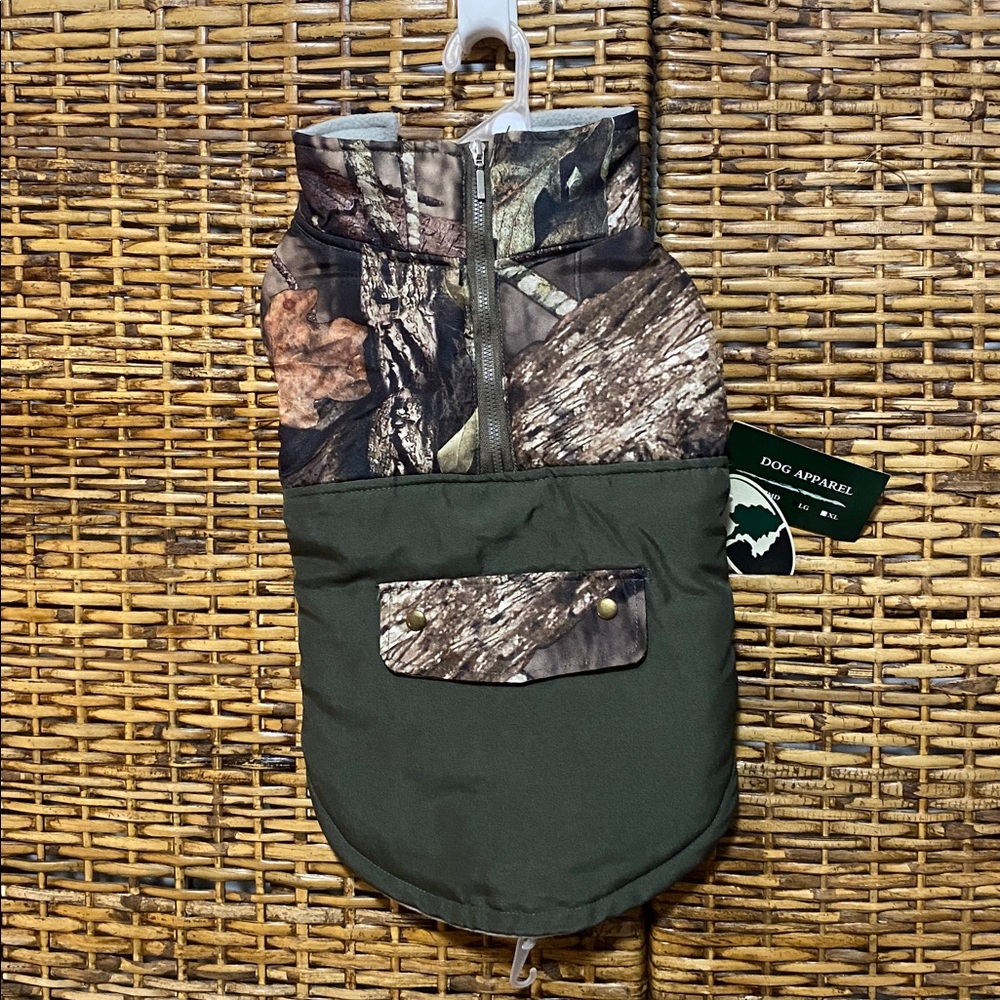 NWT MOSSY OAK  green Camo Dog Coat Winter hunting Jacket L